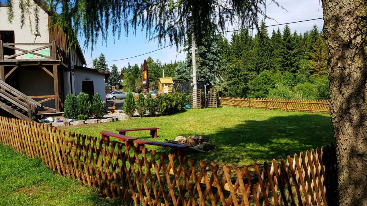 Penzion Studánka, Klíny Exterior foto